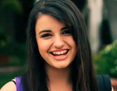 rebecca_black rebecca black YouTube retira Friday de Rebecca Black por violación de copyright